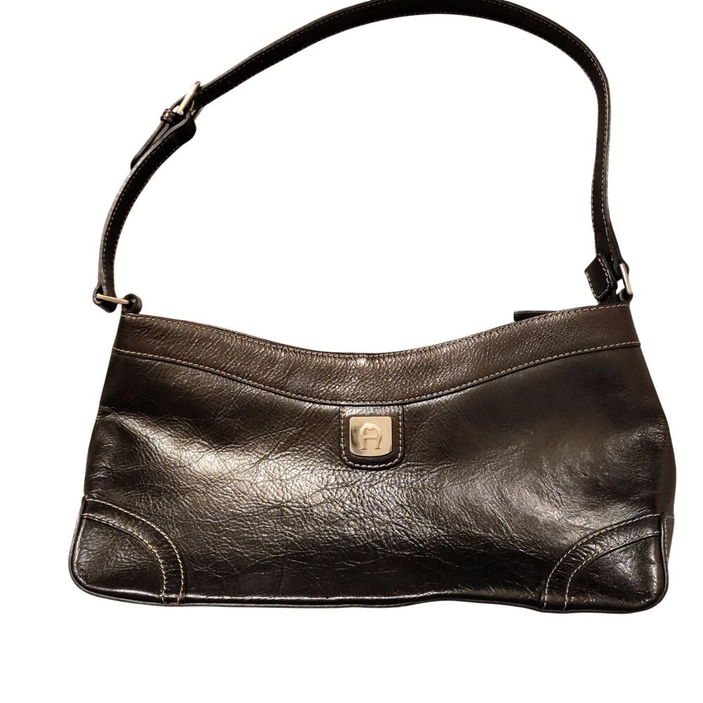 Etienne Aigner Vintage Black Leather Shoulder Bag – Classic Logo